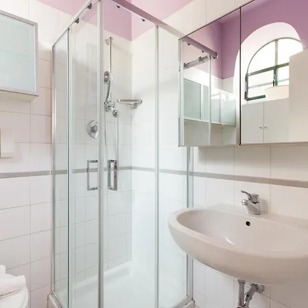 Guesthost - Isola Cosy Pink Apartamento Milán
